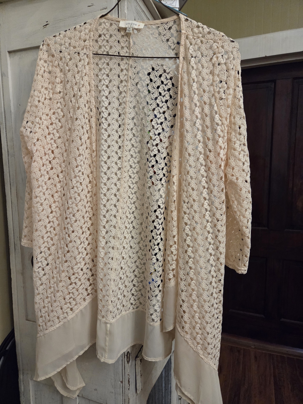 Umgee‎ Blush Crochet Open-Front Kimono Shrug